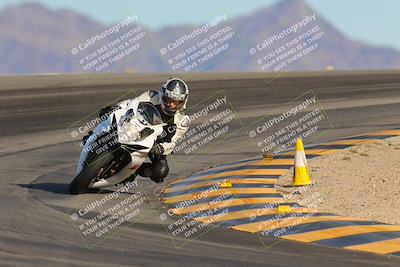 media/Dec-10-2023-SoCal Trackdays (Sun) [[0ce70f5433]]/Turn 12 (2pm)/